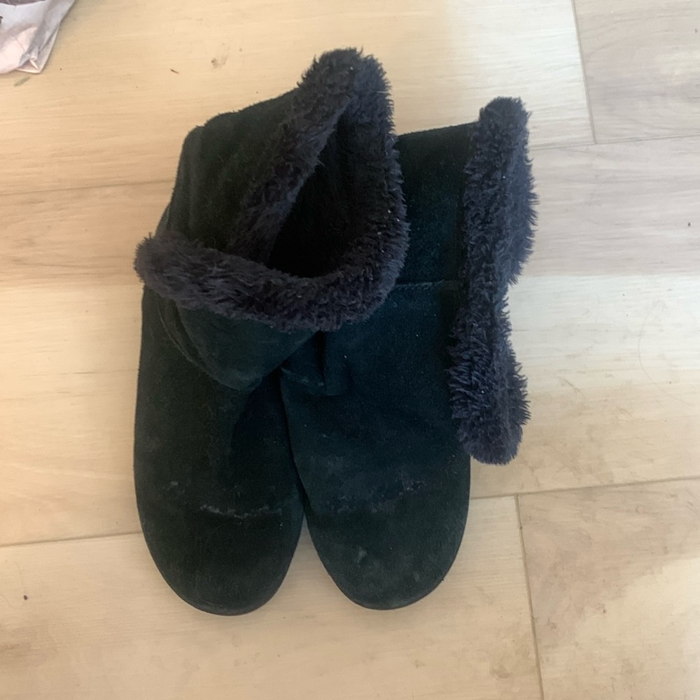 Navy winter boots real suede